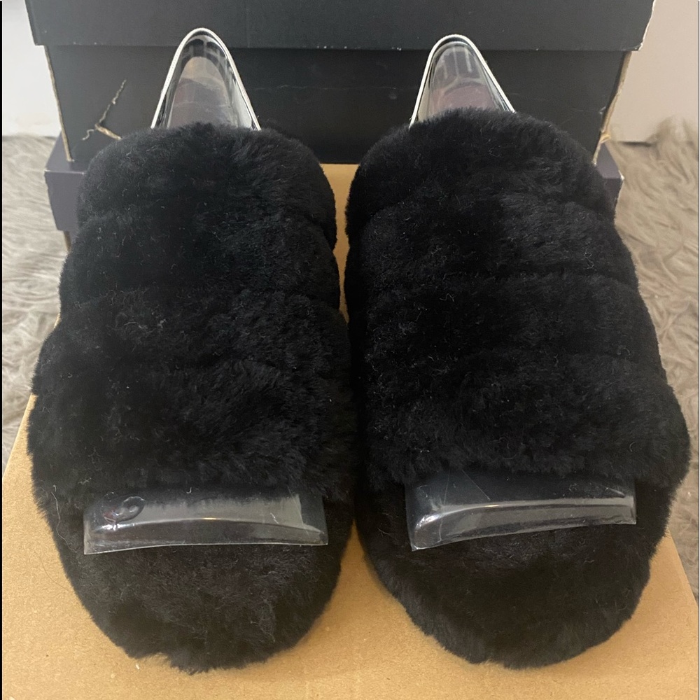 UGG fluff yeah slide